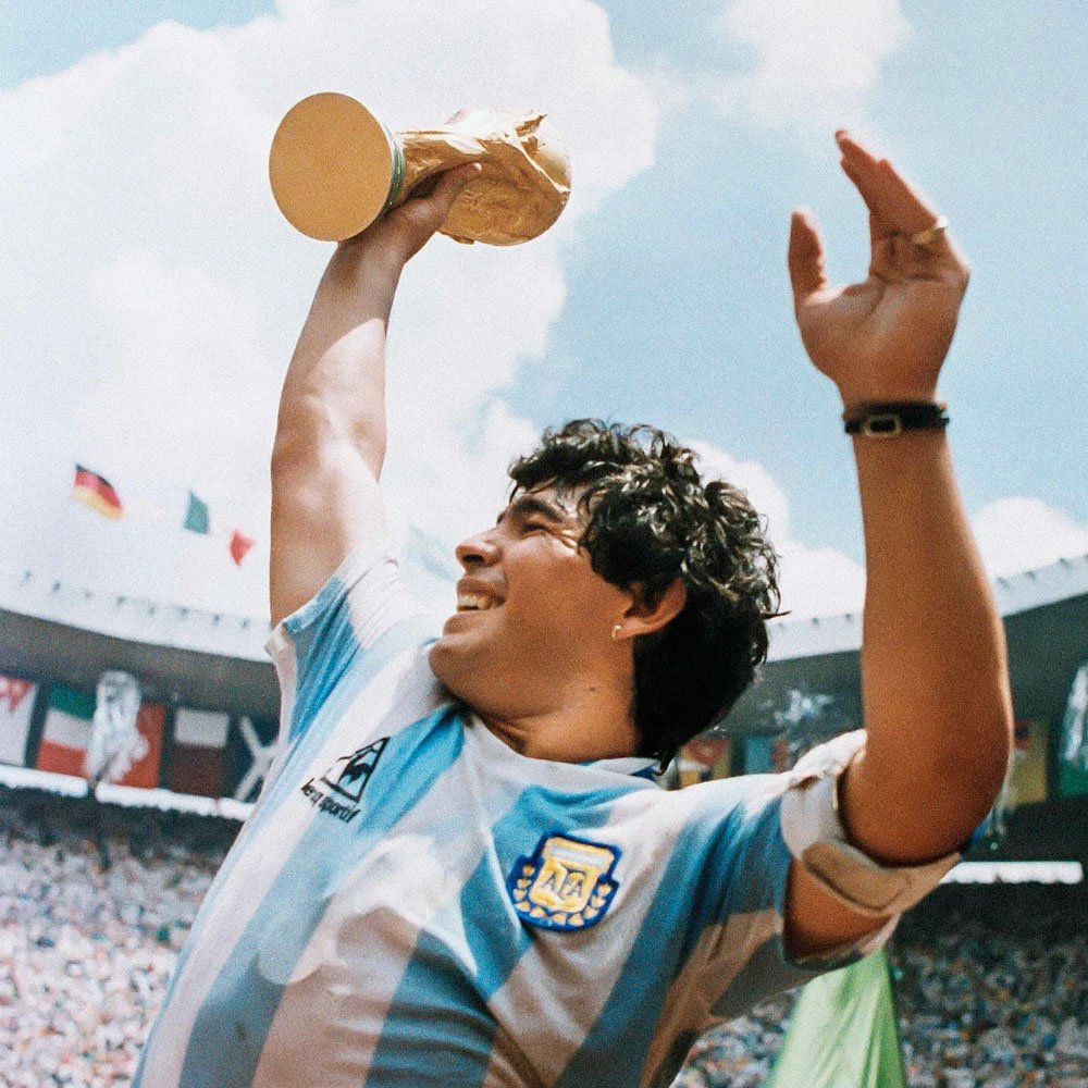 TFM sobre el análisis de la trayectoria de Scaloni al mando de la selección argentina con Maradona